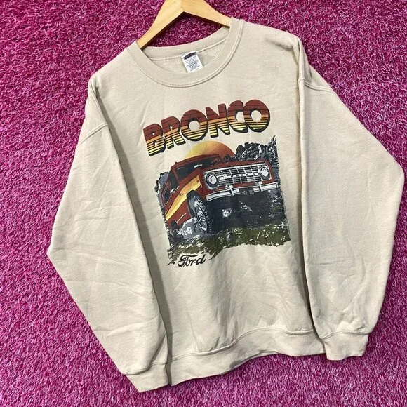 Ford Bronco Mountain Range crewneck size Medium - Picture 3 of 4